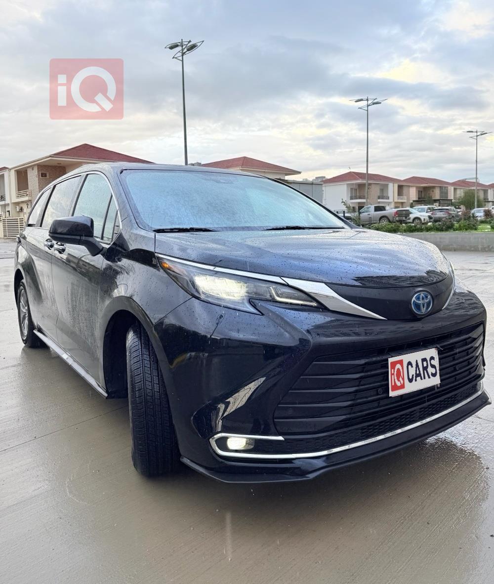 تويوتا سيينا